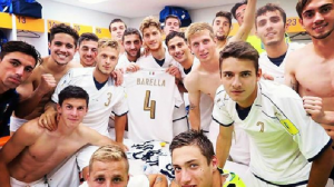 Barella omaggio comapgni italia under20
