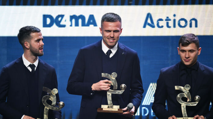 Barella nella top 11 della scorsa Serie A: «Ringrazio il Cagliari» 26 barella