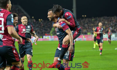 Joao Pedro esultanza Cagliari Parma