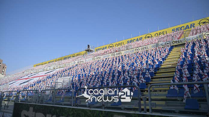 cagliari torino curva sud bandiere 4 mori