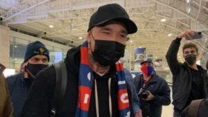 Radja nainggolan arrivo cagliari aeroporto (4)