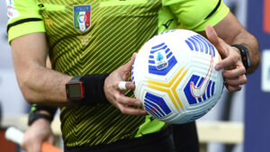 Arbitro Udinese Cagliari: Manganiello dirigerà il match della 5a giornata