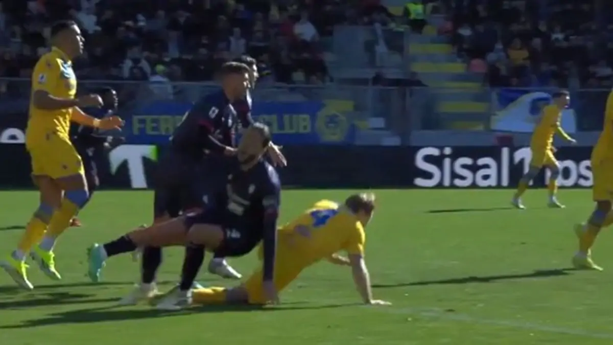 Frosinone Cagliari scontro Dossena Brescianini OpenVar