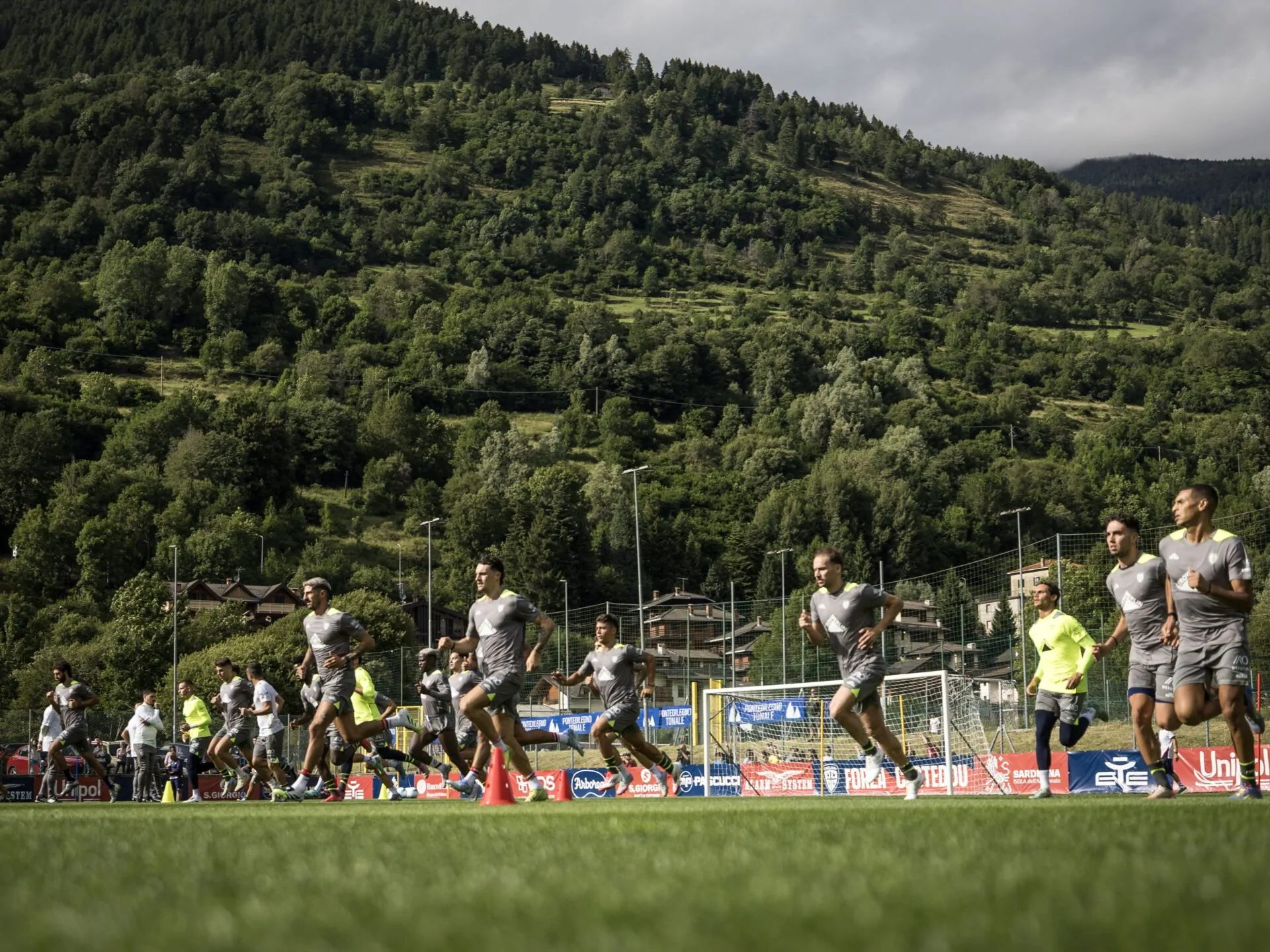 Allenamento Cagliari ritiro Pontedilegno
