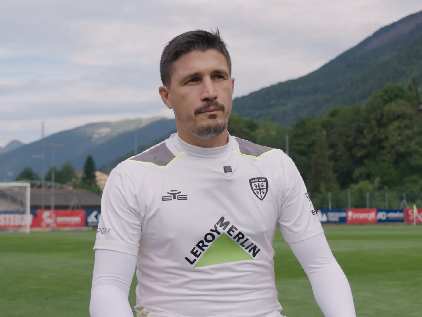 Cagliari, tutti i retroscena del ritiro estivo dei rossoblù di mister Fabio Pisacane - VIDEO 26 STILL FABIO PISA 2 1