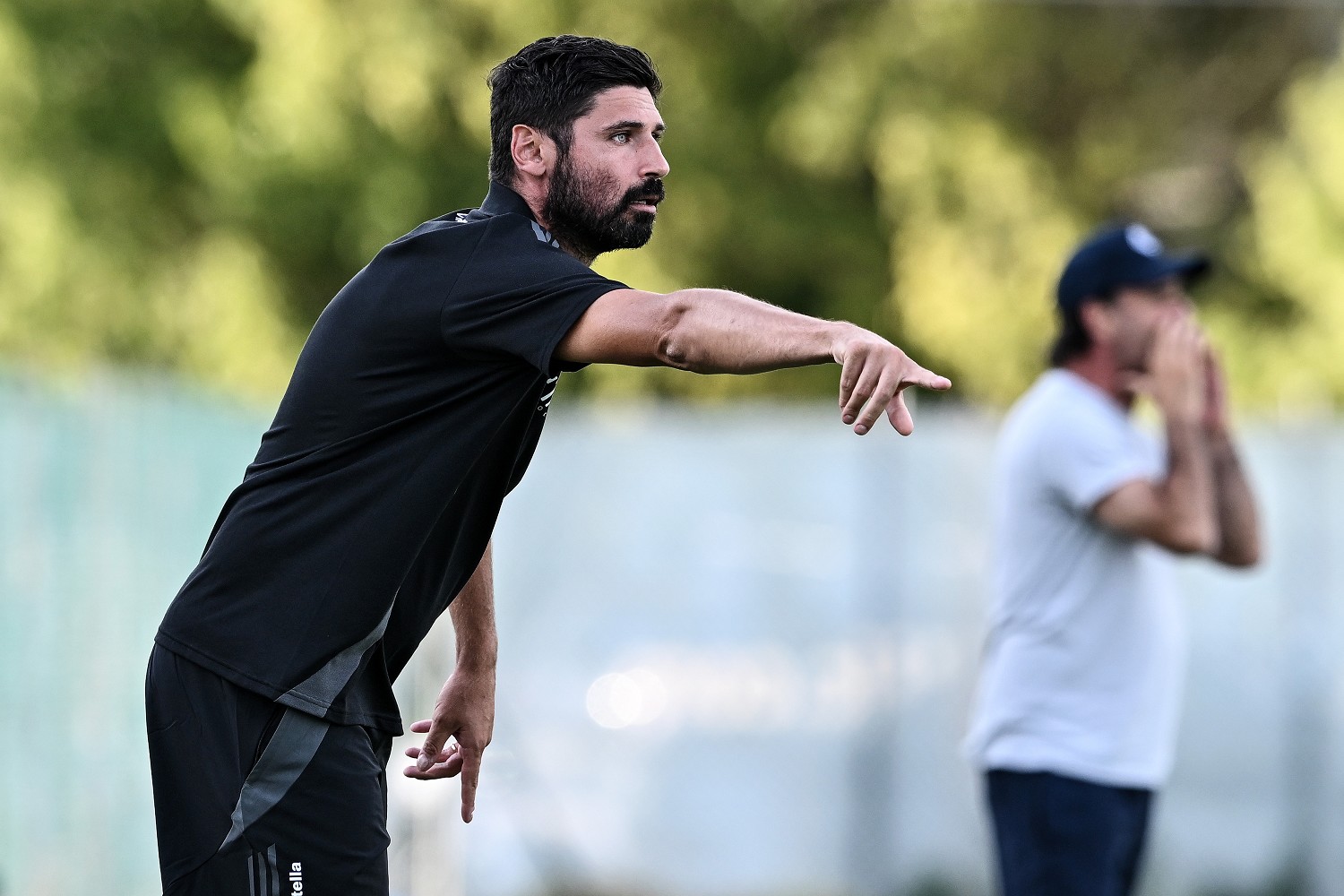 Cagliari Virtus Entella, Chiappella punterà su Mezzoni contro i rossoblù? Ecco cosa filtra 26 Image Photo884026