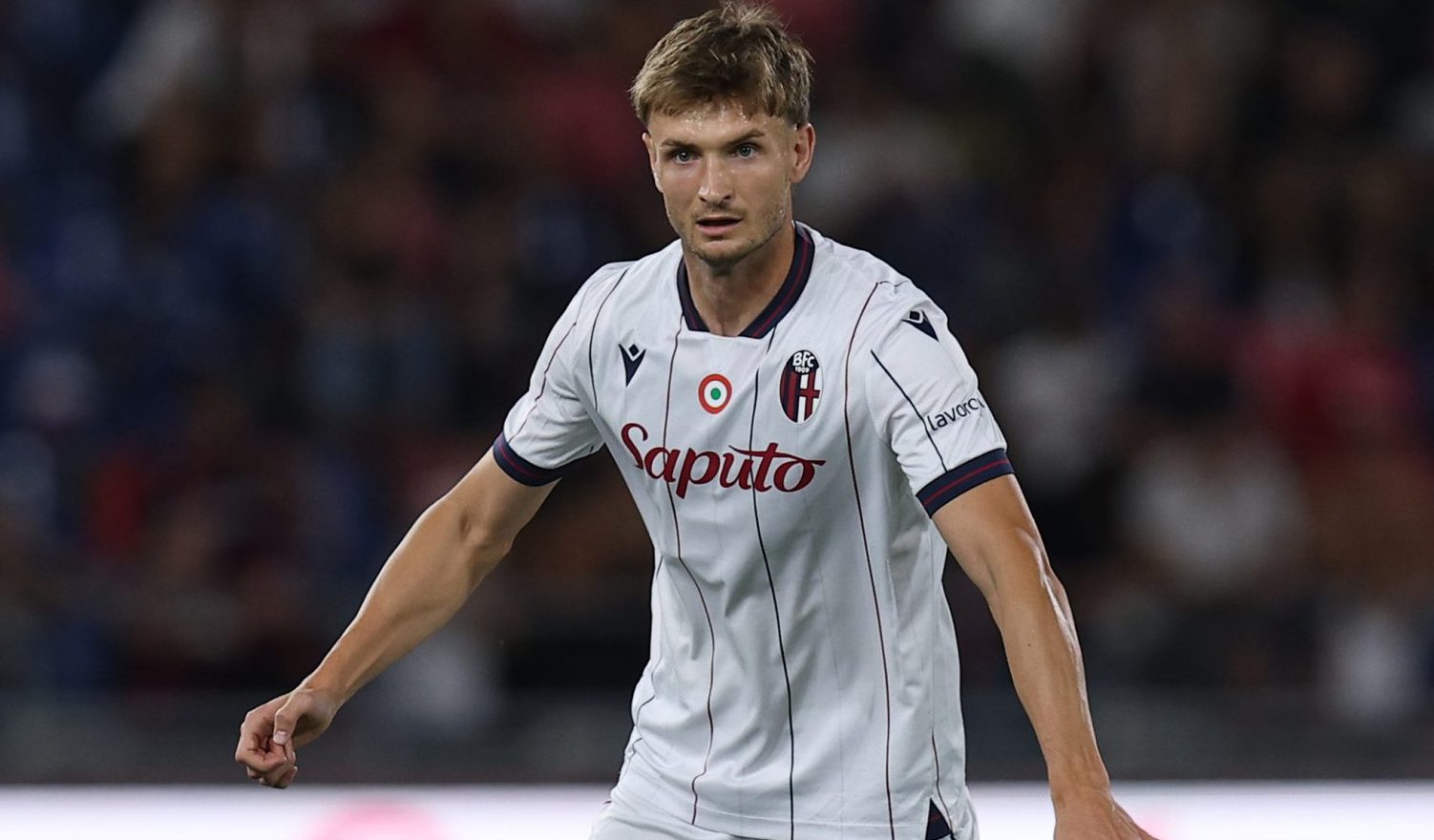 Posch Cagliari, ecco quale potrebbe essere l'ostacolo alla trattativa! Gli aggiornamenti 26 Image Photo888139 scaled e1756141336674