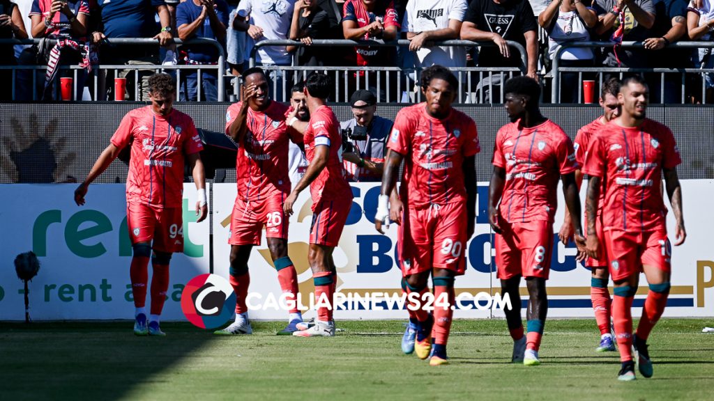 Yerry Mina gol esultanza Cagliari