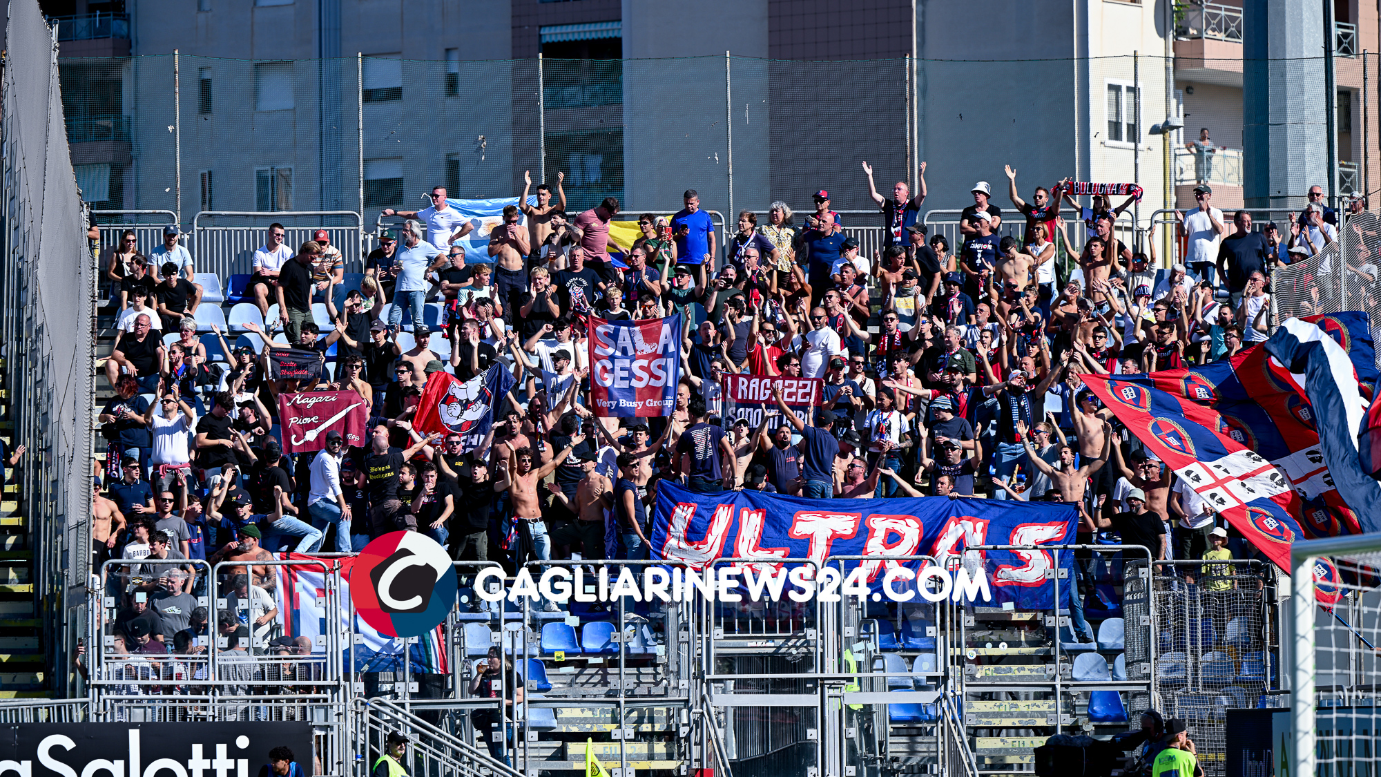 Cagliari, Schirru premiato per il suo servizio al club sardo: gli auguri della società - FOTO 26 Tifosi Bologna