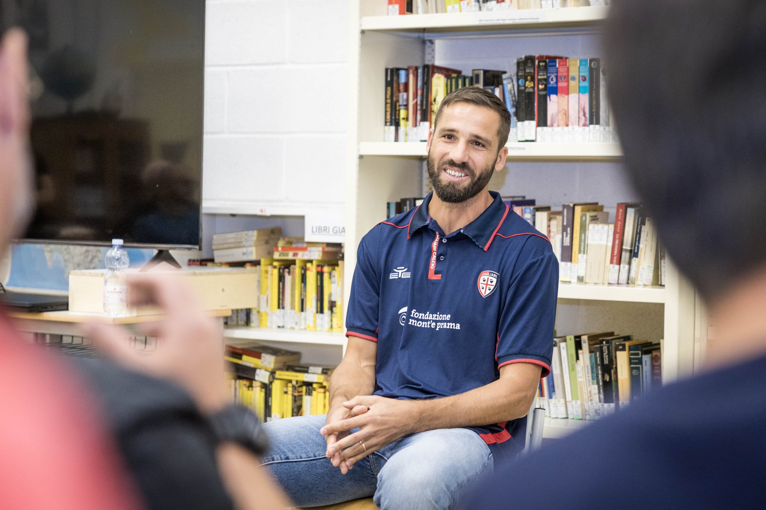 Pavoletti ricorda: «Non immaginavo che sarei diventato un cagliaritano d'adozione. Da quando sono arrivato...» 26 VSPA8303 scaled