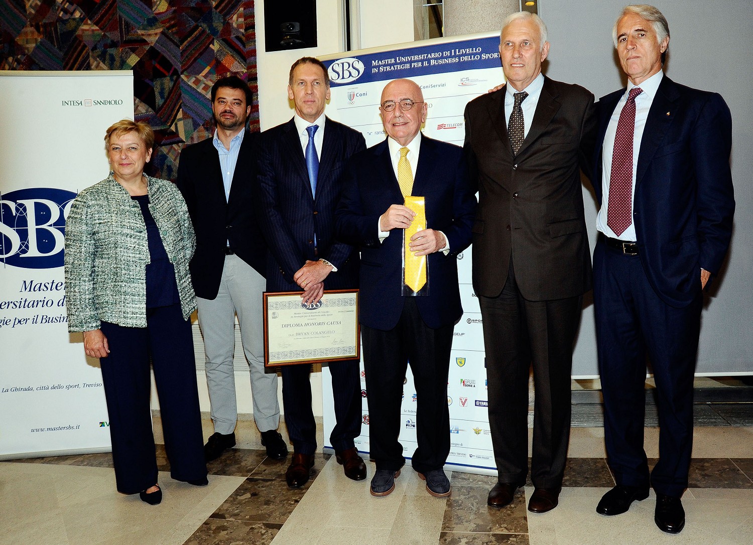 Futuro Cagliari, Fiori e Colangelo per la crescita del club: ecco chi è il manager americano 26 Image Photo220572