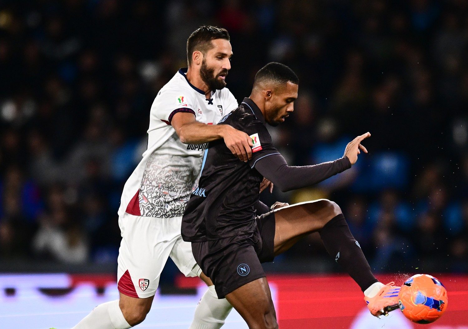 Boi: «Il Cagliari esce da Napoli con un segnale positivo. Ciò fa ben sperare in vista del prosieguo. E su Kilicsoy...» 26 Image Photo917684 e1764783556390