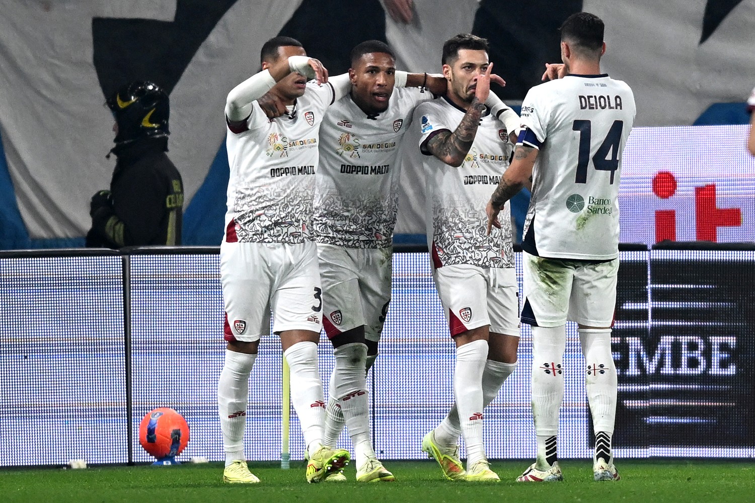 Atalanta Cagliari, questo giocatore rossoblù è il migliore in campo: ecco di chi si tratta 26 Image Photo920372