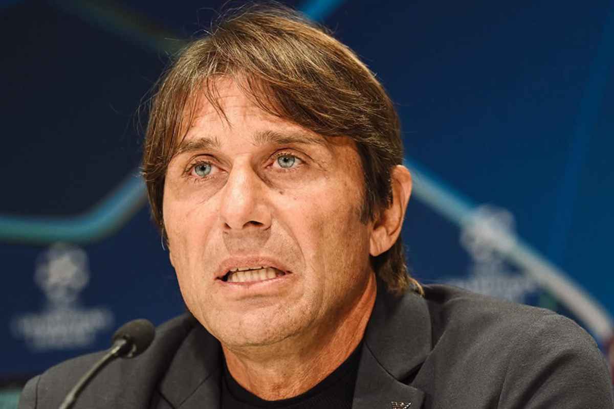 Conte non se ne capacita, è un oltraggio: lascia Napoli per i bianconeri 26 Antonio Conte