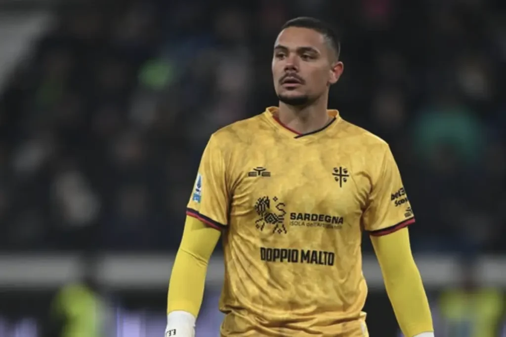 Juve e Inter arrivano tardi, l’annuncio parla chiaro: “Lo vogliono in Premier” 27 Elia Caprile