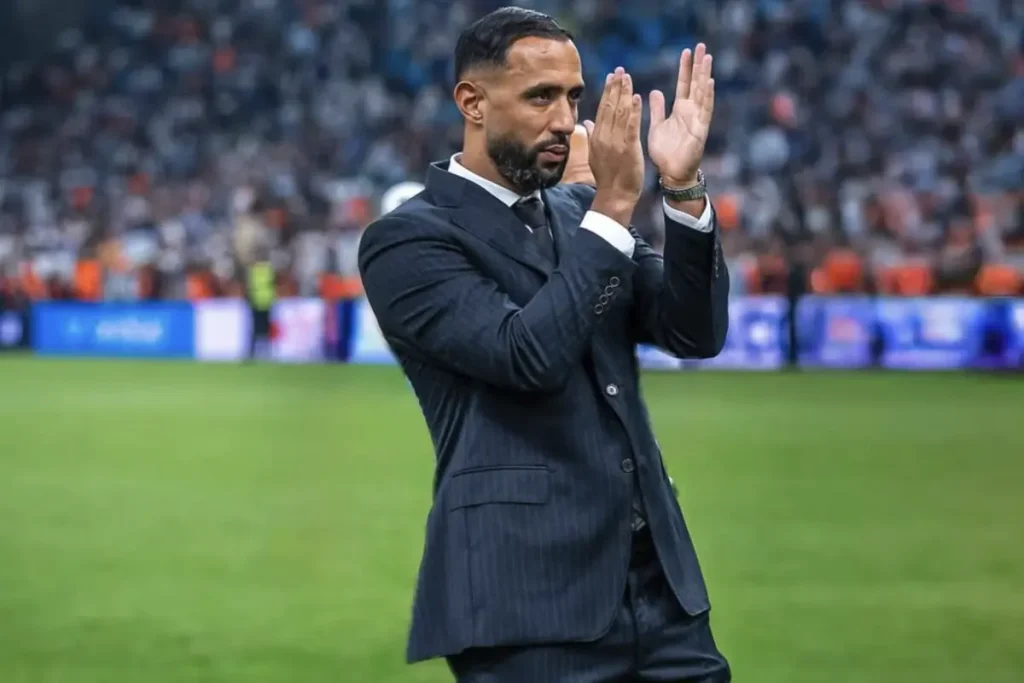 A volte ritornano, l'ex bianconero torna a Roma: Massara non è d'accrodo 27 Benatia Roma