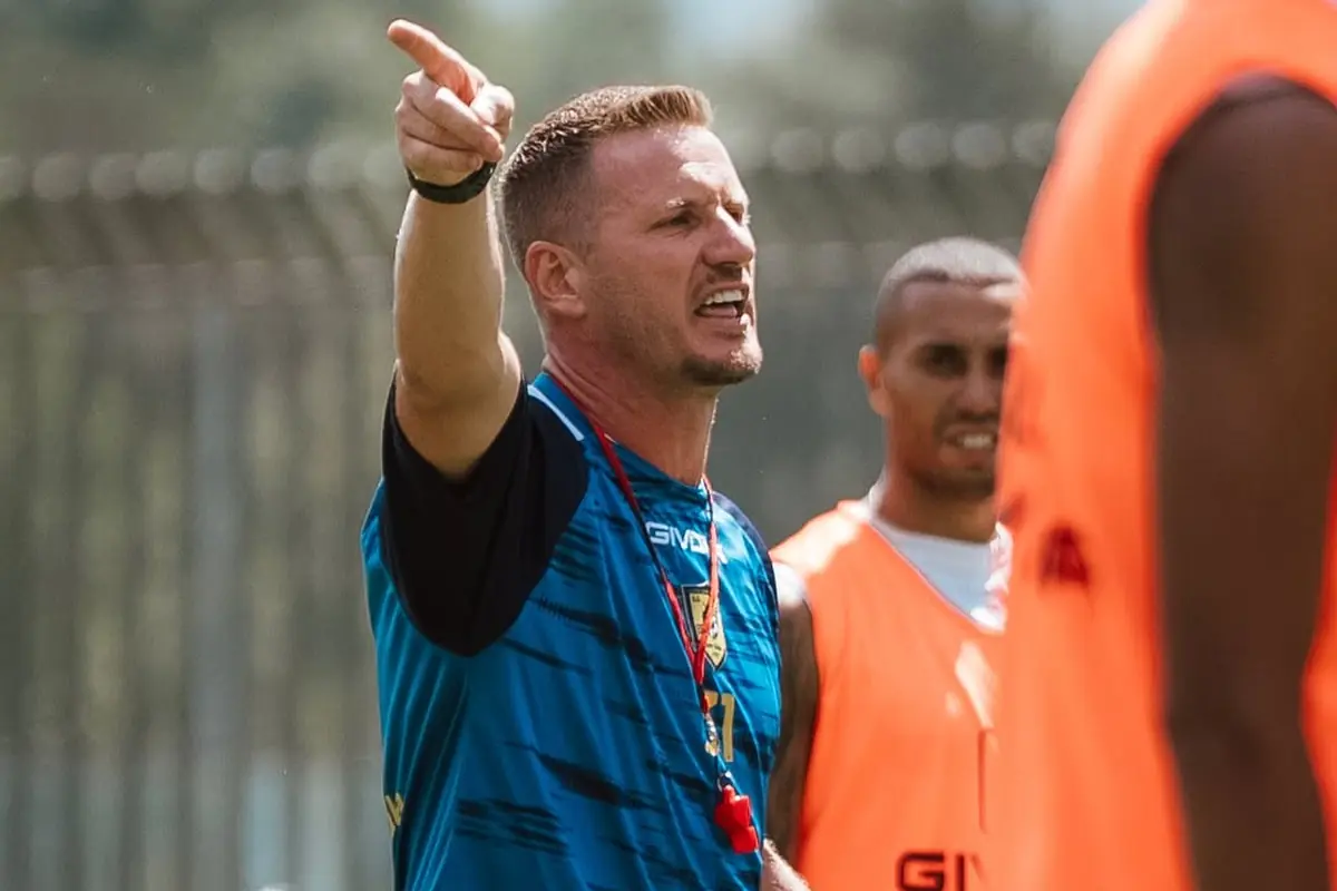 Pisacane non resta? Occhio al debuttante in Serie A per la panchina 27 Abate durante un allenamento alla Juve Stabia