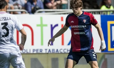 Palestra durante Cagliari-Cremonese