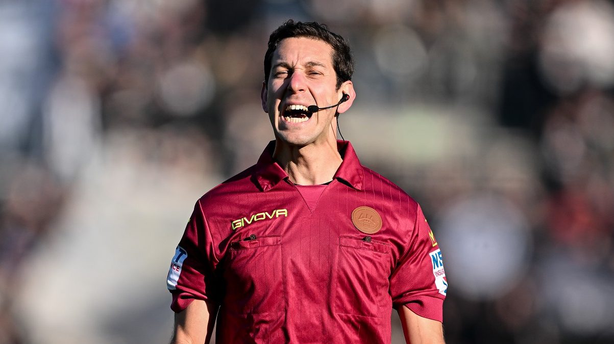 Arena scelto per Cagliari Torino! Tutti i numeri dei precedenti dell'arbitro 26 Arbitro Arena
