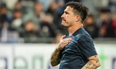 pisacane si batte l amano sul petto