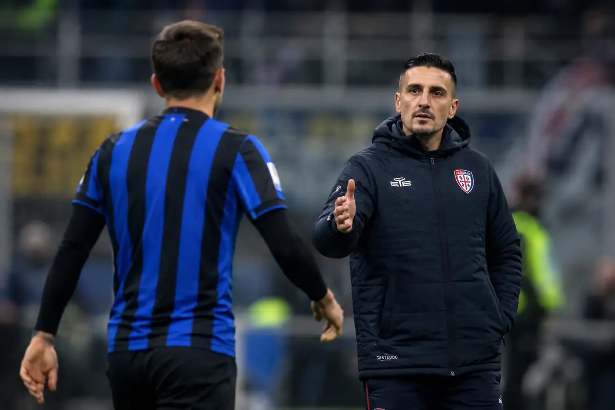 Il Cagliari pensa già al futuro: il primo colpo è nerazzurro 26 Pisacane dà la mano al nuovo acquisto
