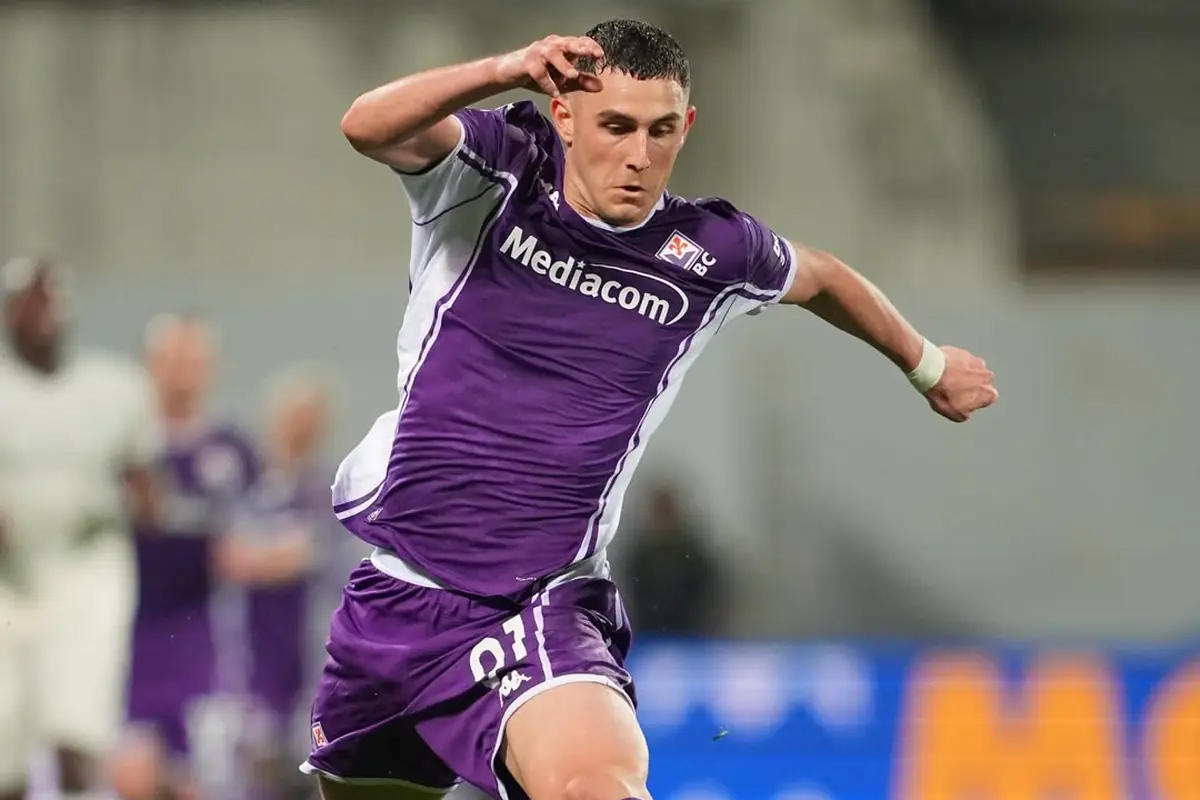 Piccoli al bivio, cosa può succedere ora per l'ex Cagliari 27 Piccoli in campo con la Fiorentina