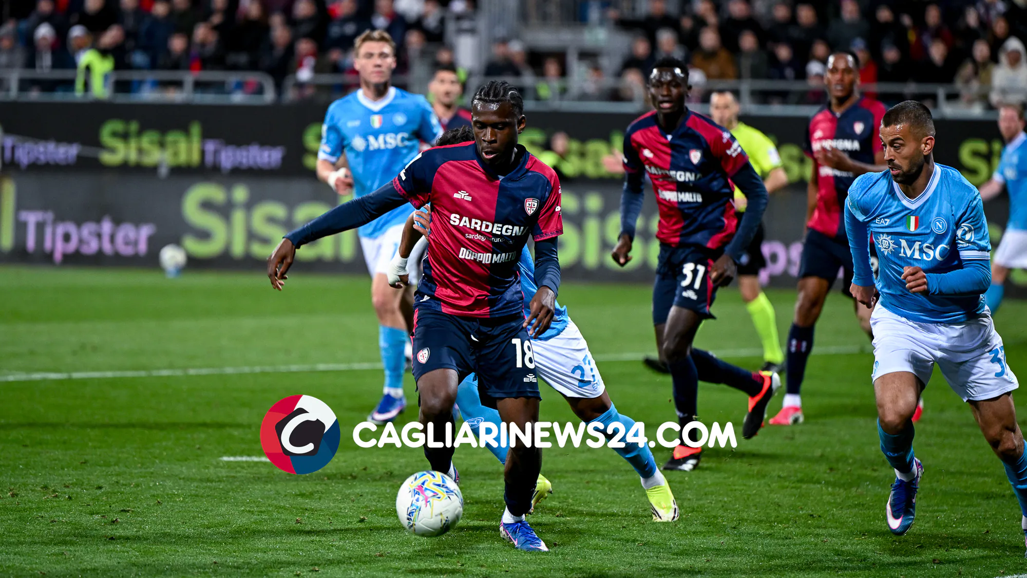 Othniel Raterink in campo nella partita contro il Napoli