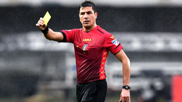 Cagliari, riecco Manganiello: solo sconfitte negli ultimi due incroci con l’arbitro di Pinerolo