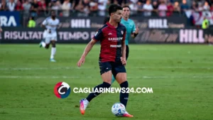 Zé Pedro, che crescita sotto la guida di Pisacane! L’exploit del portoghese nella retroguardia rossoblù