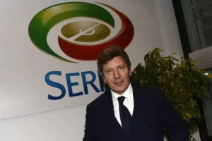 Simonelli esalta la Serie A: «Il campionato è sempre più spettacolare. Vogliamo l’omogeneità di giudizio»