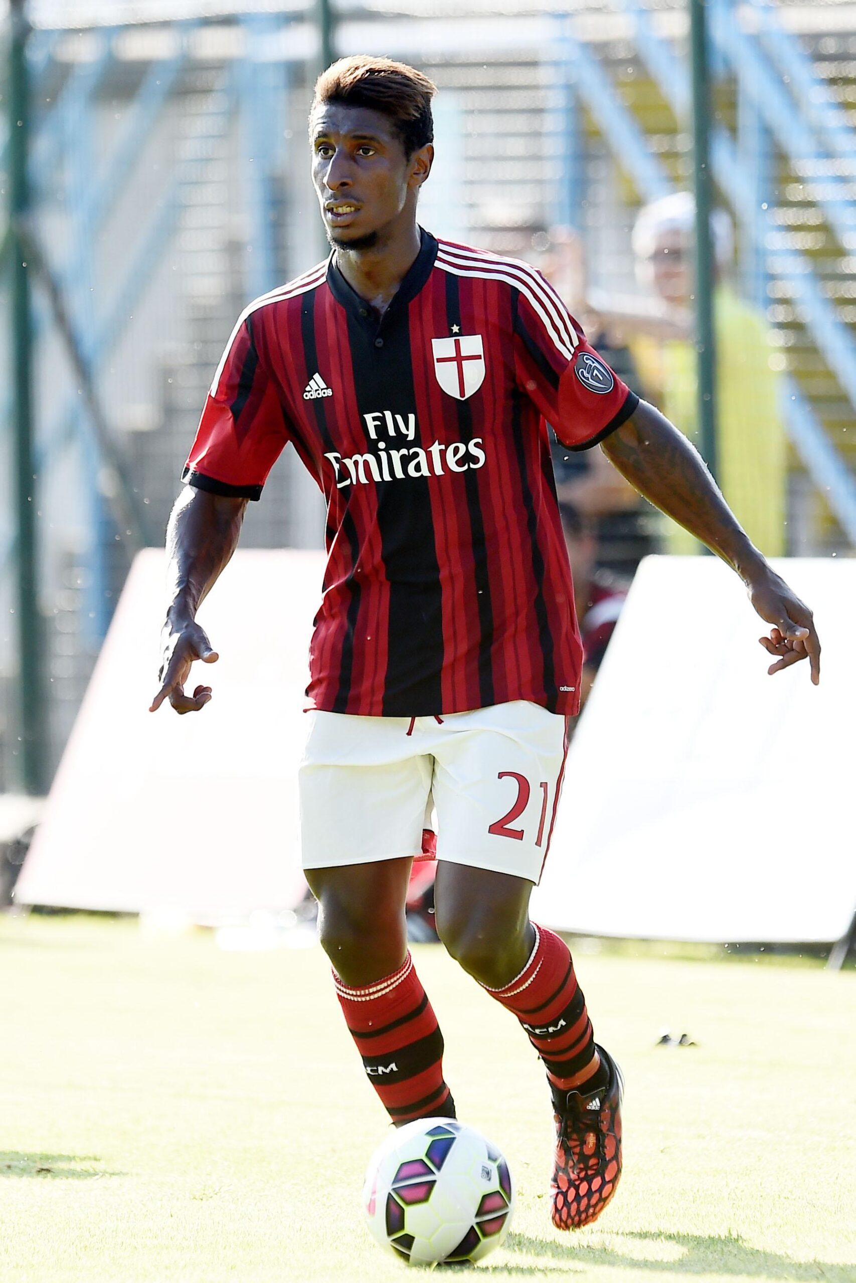 CdS - Cagliari, idea Constant: affare a costo zero 26 constant azione milan luglio 2014 ifa scaled