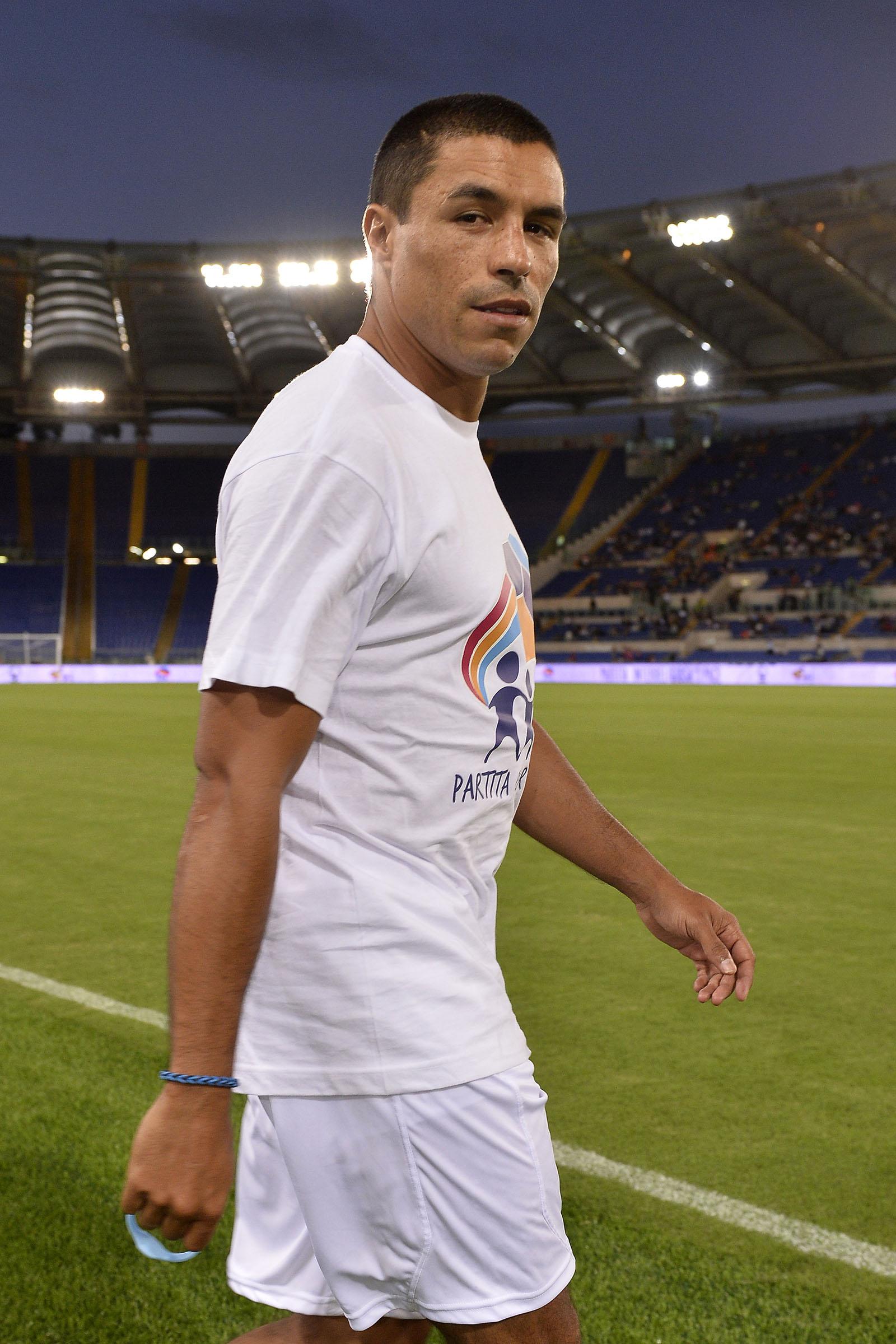 GdS - Macron sponsor in A. Il Cagliari si rinforza con... Cordoba! 26 cordoba partita pace agosto 2014 ifa