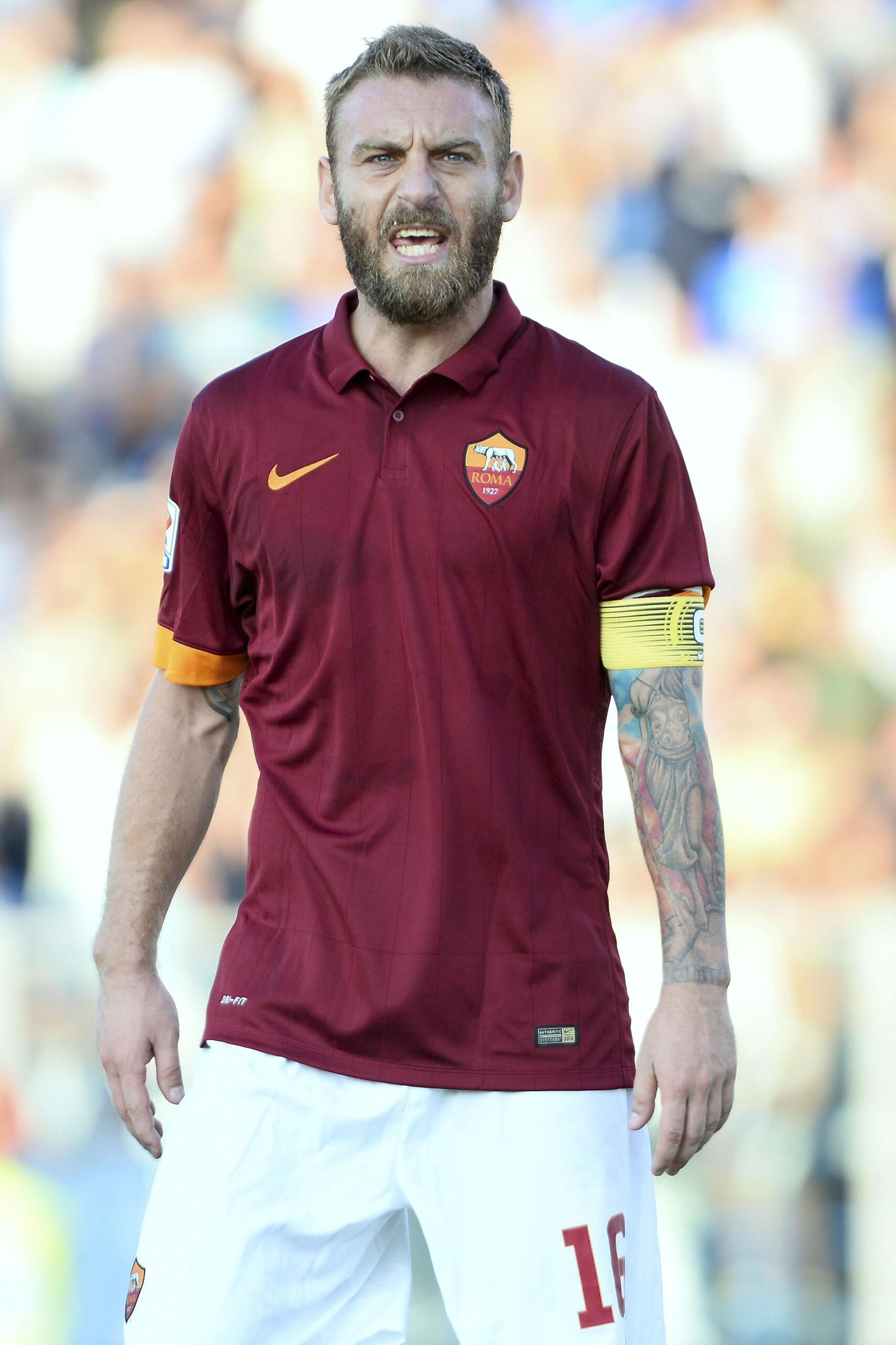 de rossi capitano roma settembre 2014 ifa scaled