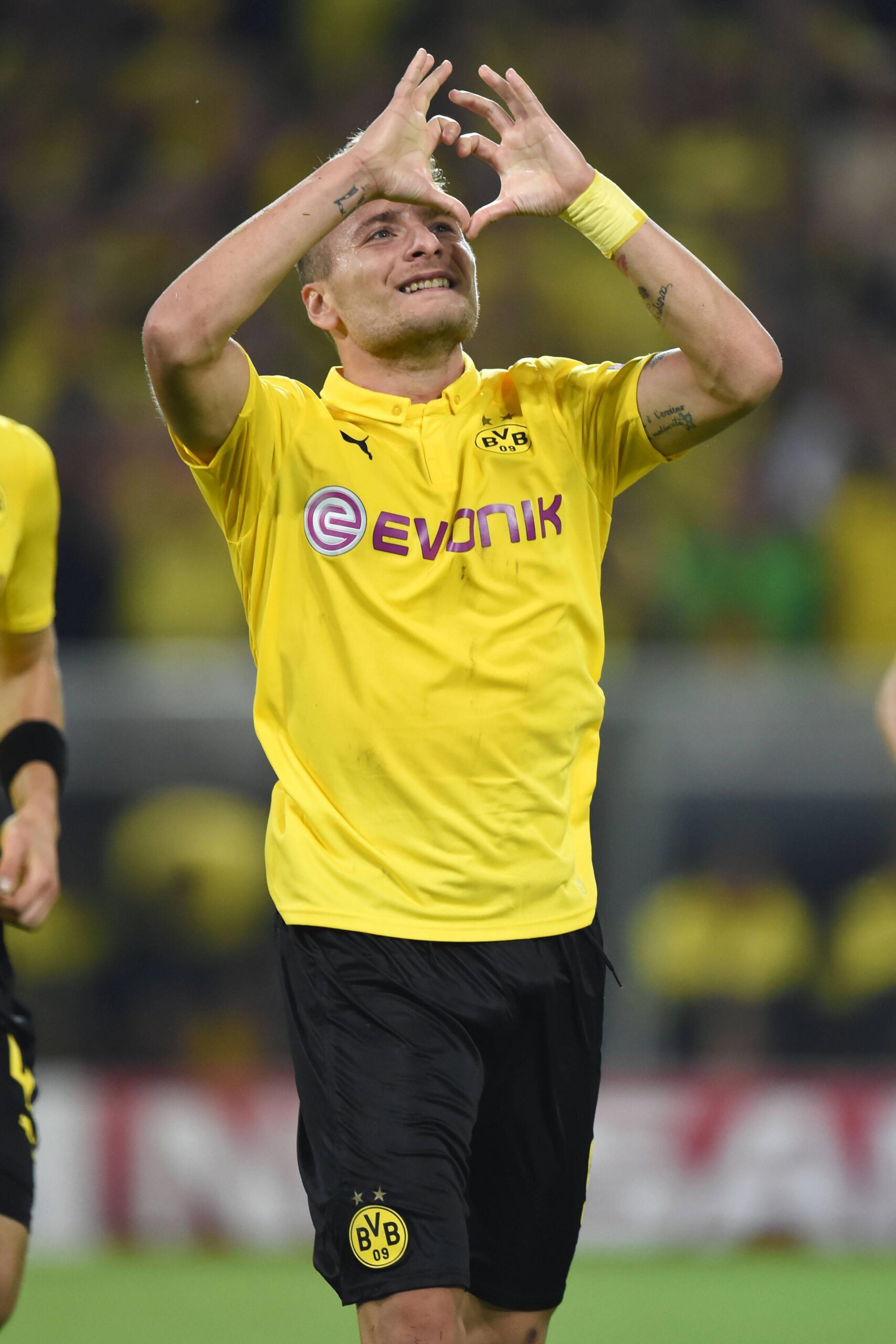 immobile esulta borussia dortmund champions league settembre 2014 ifa scaled