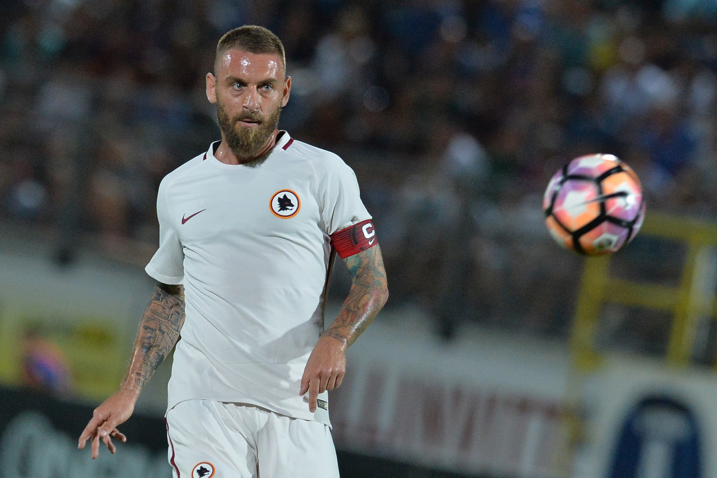 de rossi roma away azione agosto 2016 ifa