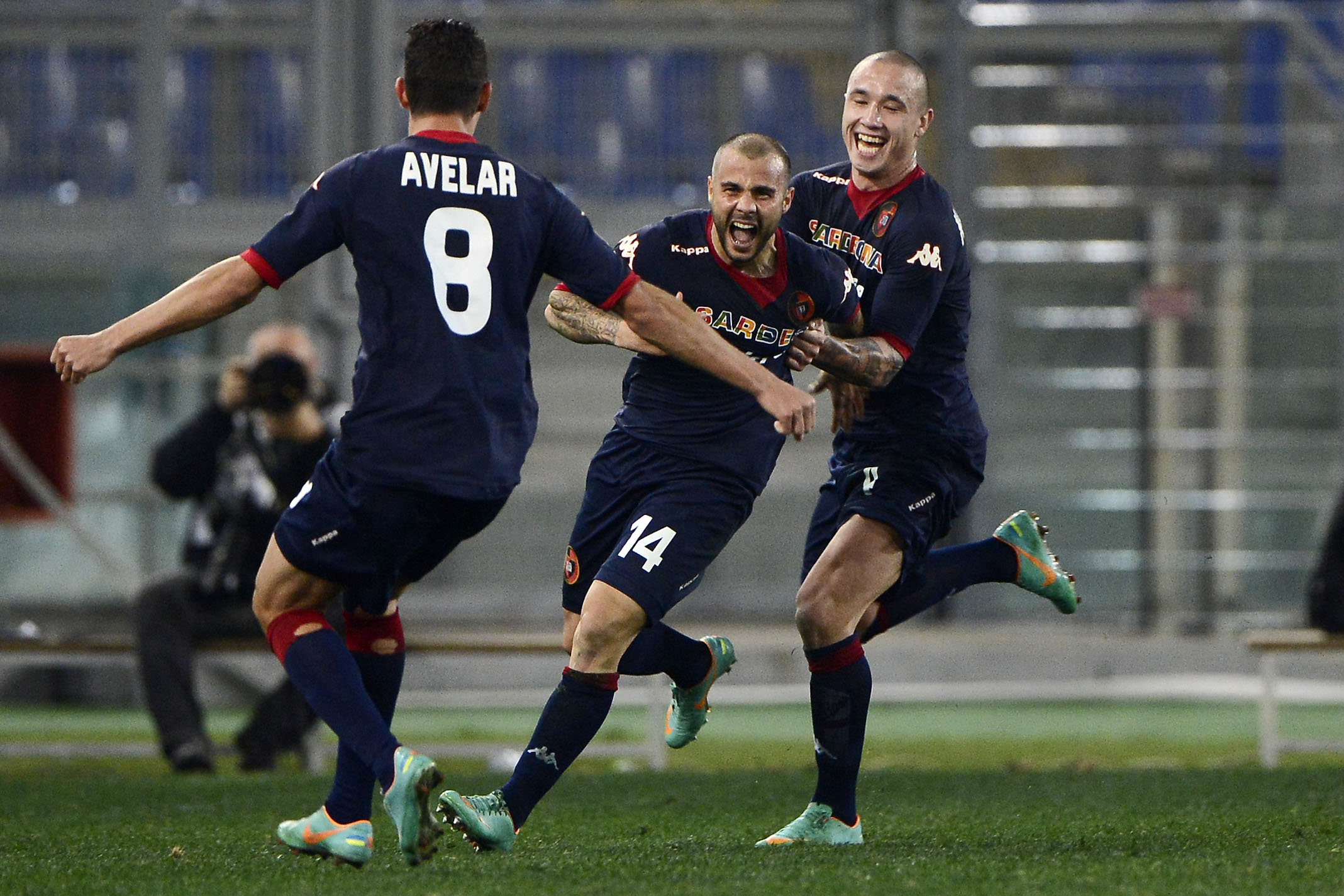 cagliari squadra away (esultanza 1) 2013 ifa