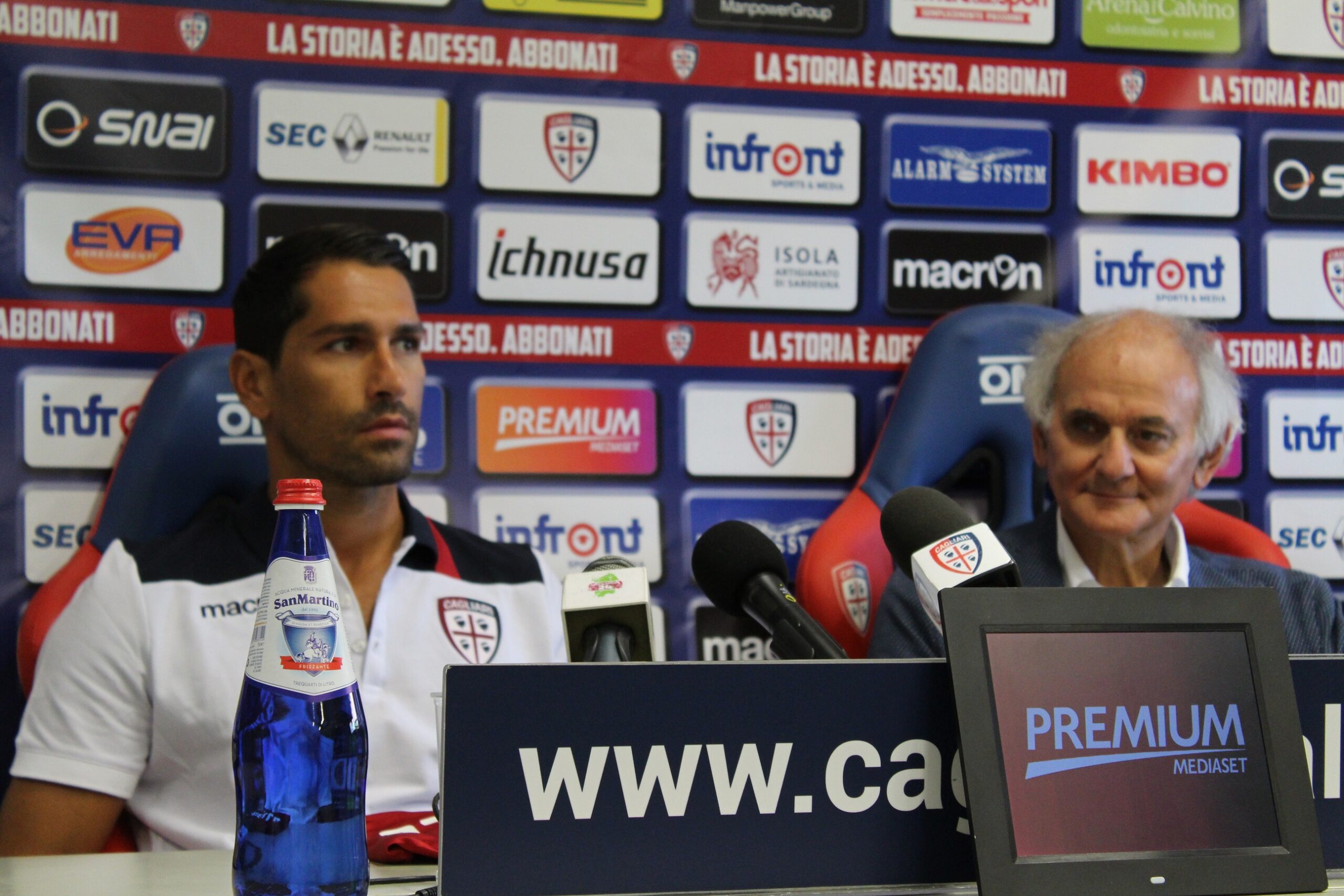 LIVE - La presentazione di Marco Borriello: «Spero di arrivare in doppia cifra» 26 borriello capozucca conferenza scaled