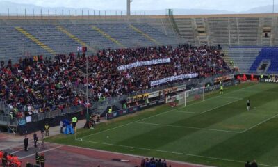 curva nord rispetto per le bandiere