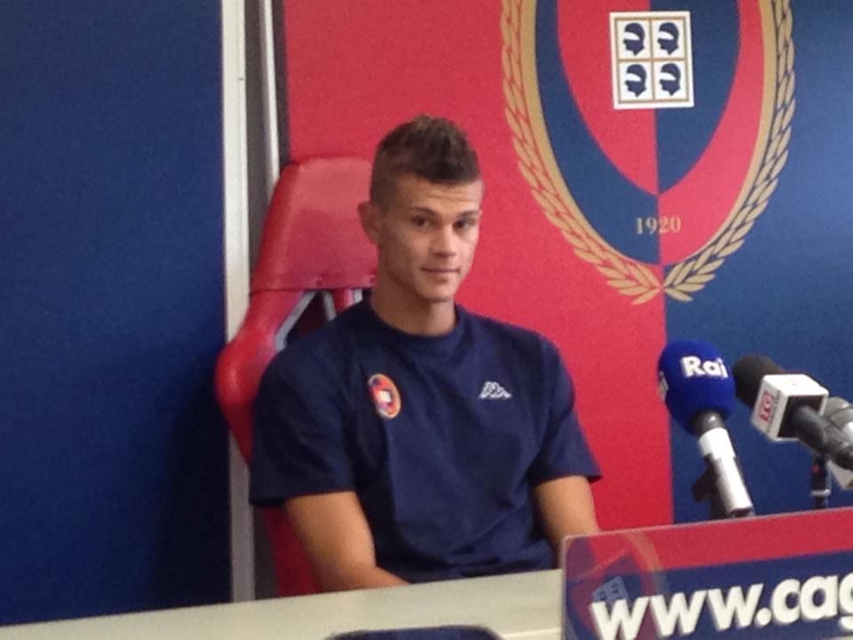 MIXED ZONE - Longo: «Il gesto dopo il gol? Ero teso e carico» 26 longo cagliari