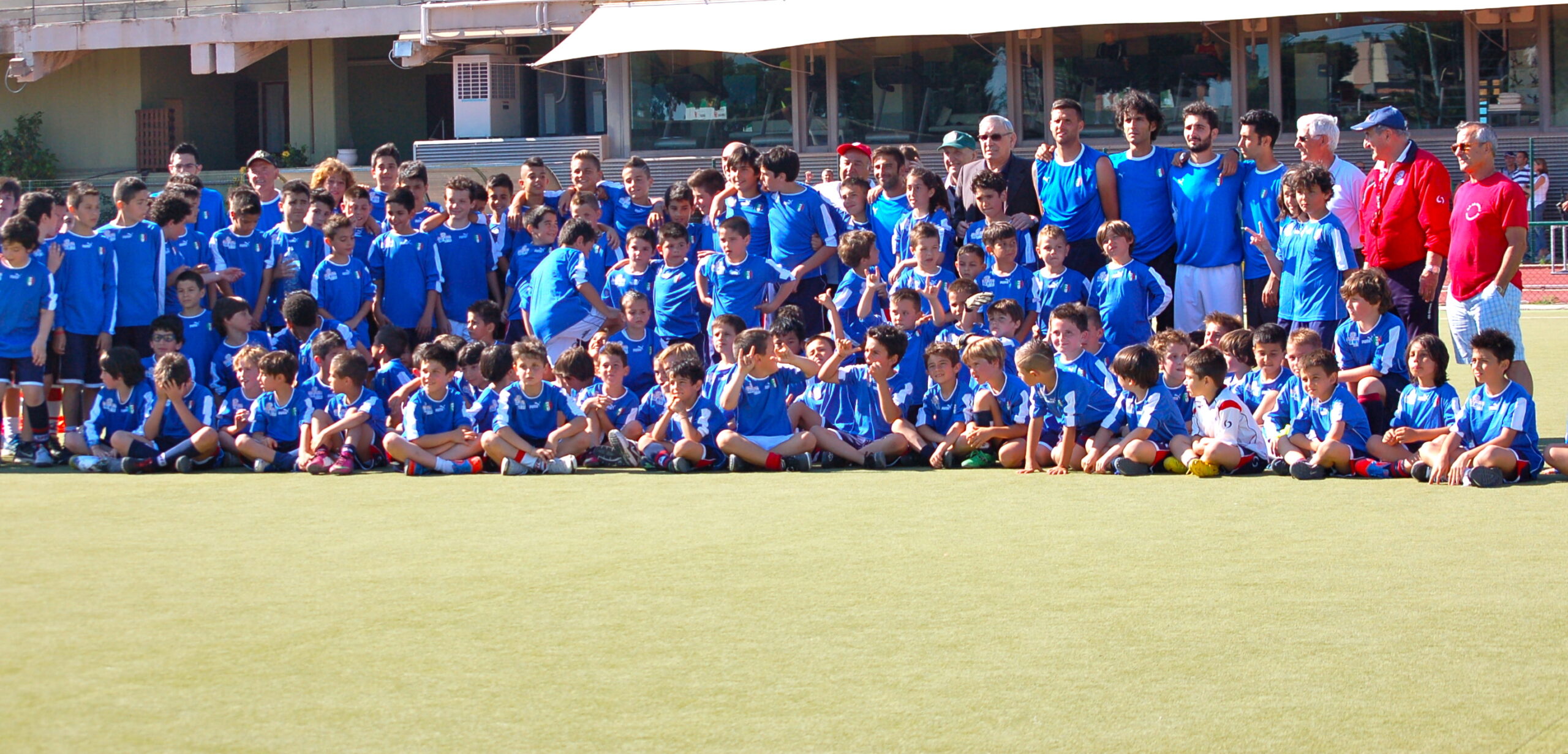 Scuola calcio Gigi Riva: festa di fine stagione 26 scuola calcio gigi riva scaled