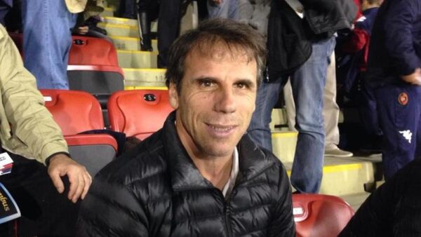 Zola santelia tribuna