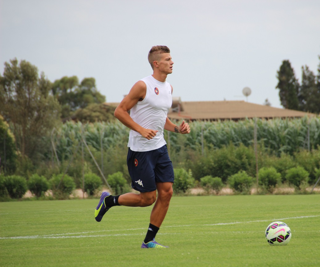 longo cagliari allenam cagn24