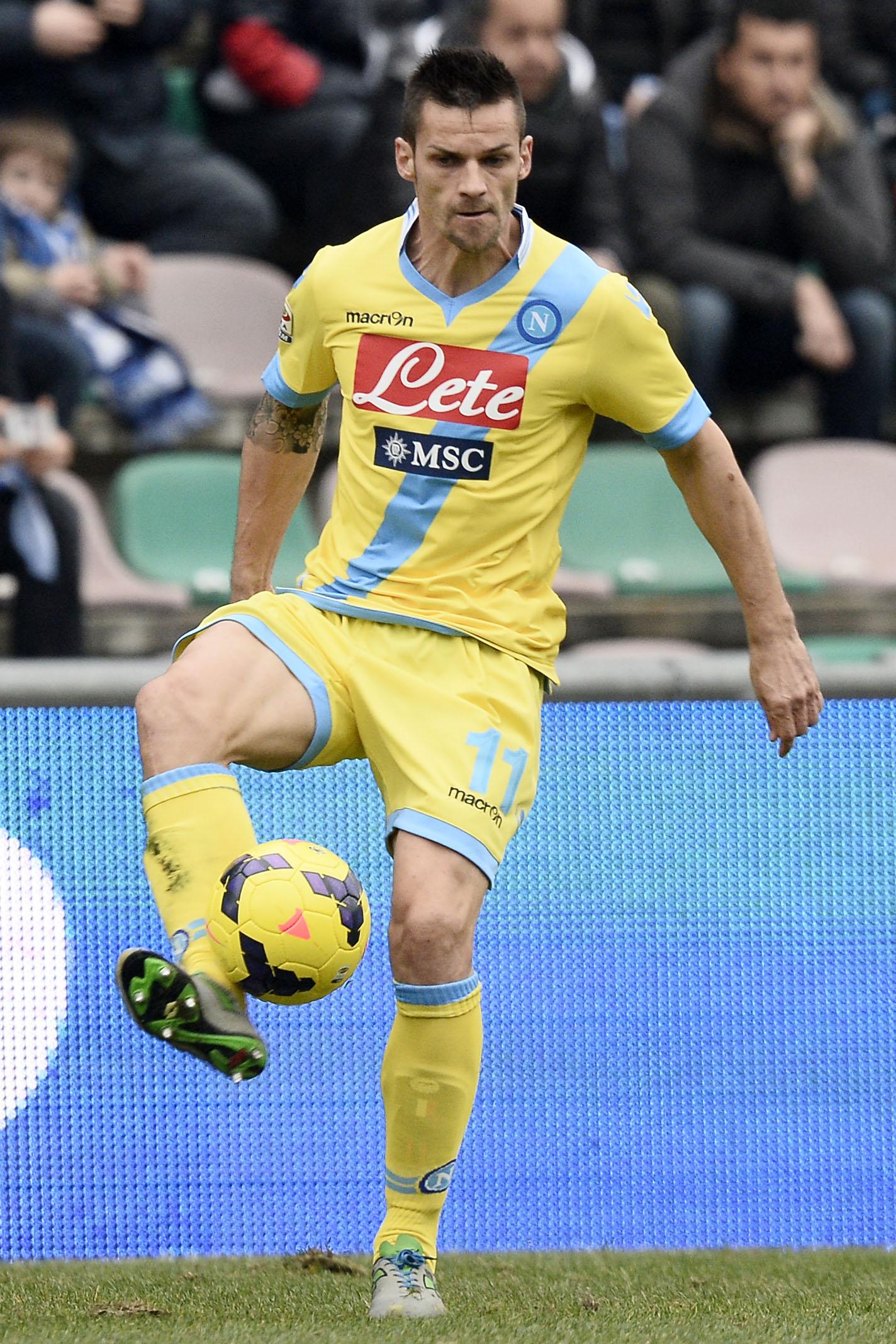 Napoli, guarito ufficialmente Christian Maggio 26 maggio azione napoli away febbraio 2014 ifa