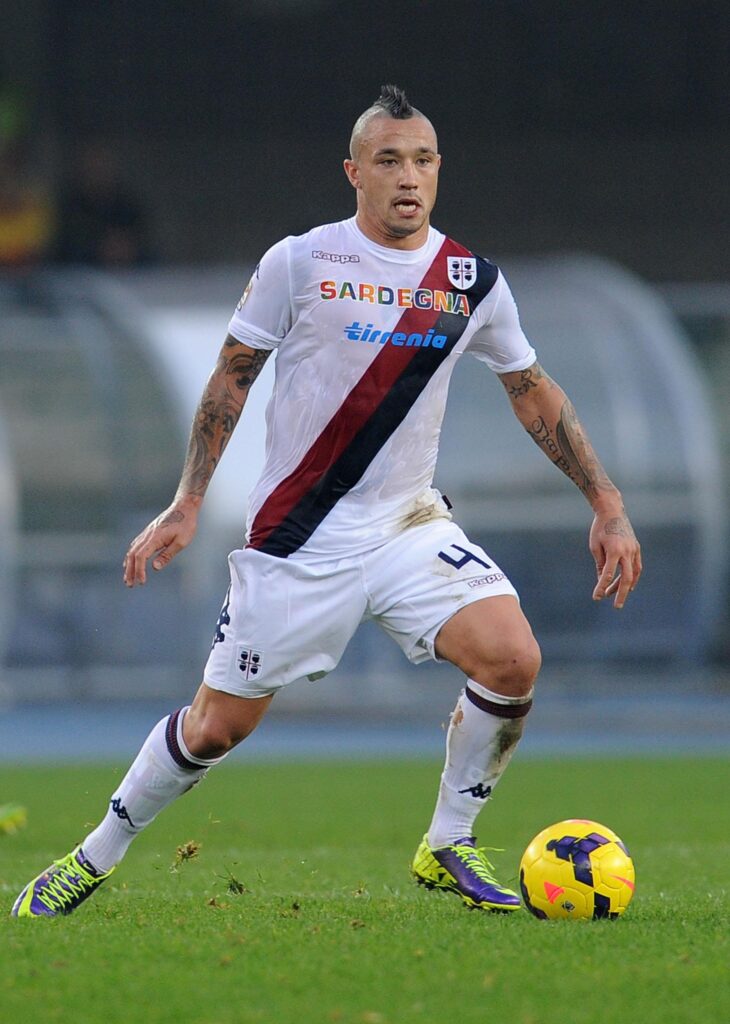 Nainggolan azione cagliari away 2013 ifa