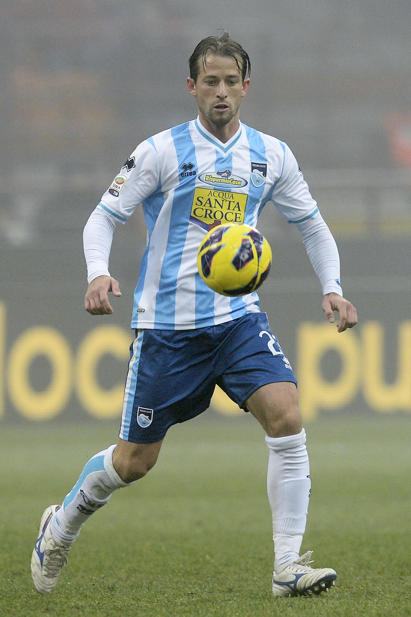 Cagliari: occhi su Togni, centrocampista dell'Avellino 26 togni pescara casa 2012 ifa